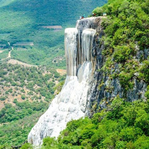 Hierve El Agua – cascadas petrificadas y vista panorámica