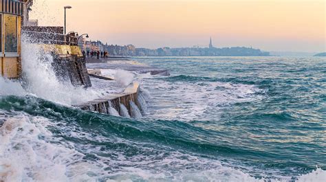 High Tide Perspective