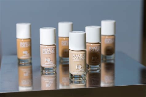 High-Coverage, Long-Wearing Formulas