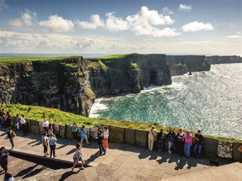 Highlights of Cliffs of Moher Tour