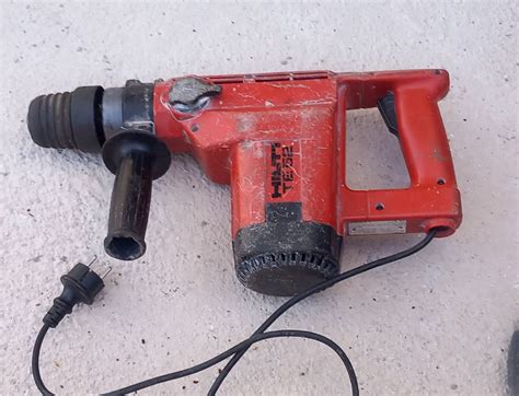 Hilti TE-54 Bohr&Meißelhammer/Garantie Rechnung +2 x Meißel im Koffer