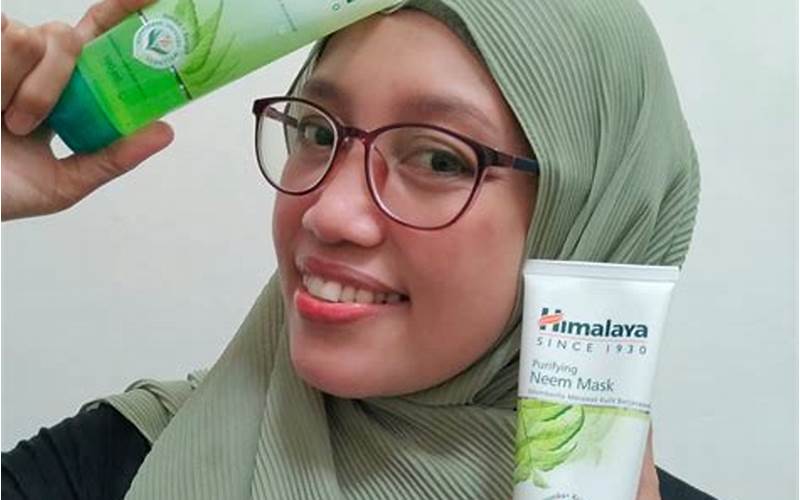 Himalaya Untuk Jerawat: Mengatasi Jerawat Dengan Turunan Alam