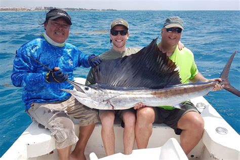 Hiring a Guide Deep Sea Fishing Playa del Carmen