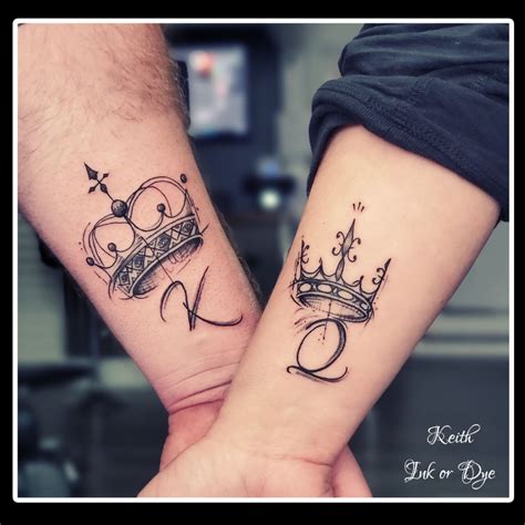 His & Hers Crowns Cute couple tattoos, Hand tats, Couple