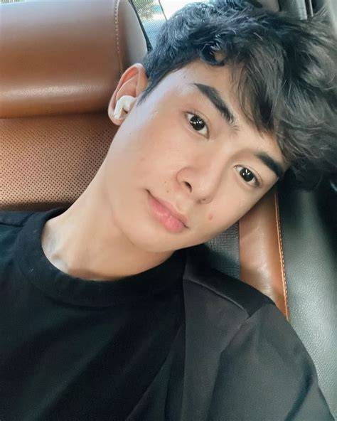 Hishambaek Biodata