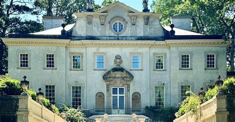 Historic Estates & Mansions