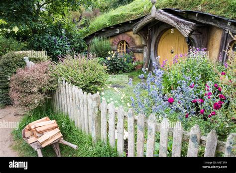 Hobbiton Houses