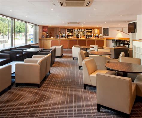 Holiday Inn Cardiff City Cardiff, Unwind and Rejuvenate amidst Tranquil Surroundings