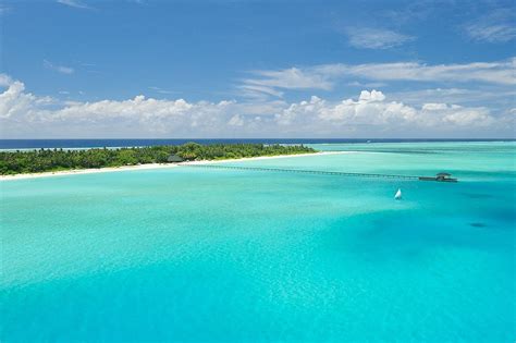 Holiday Island Resort & Spa Maldives Islands