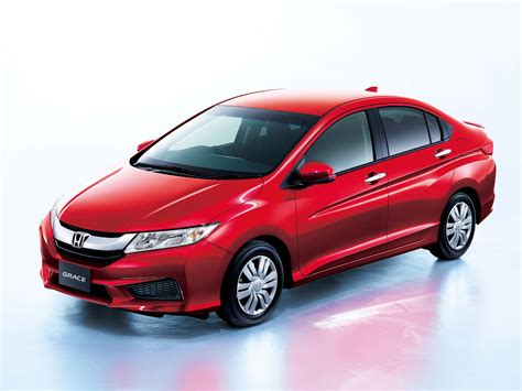 Efficiency and Elegance Combined: Discover the Honda Grace – A Perfect Blend of Style and Performance!