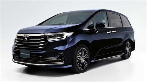 Honda Odyssey (Sixth Generation) (Facelift) (China) (Flagship) Cars