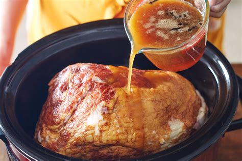 Slow Cooker Honey Glazed Ham Recipe (CrockPot)