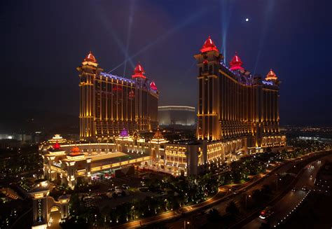 Hong Kong Macau I saw a million dollar night view and a super luxurious casino