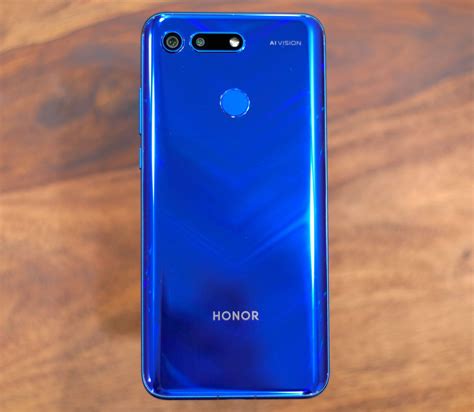 Honor View 20 Design and Display
