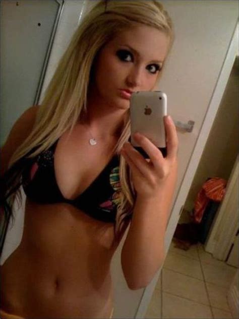 Hot Girls Self Shot Pics