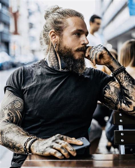 Hot Men With Beards And Tattoos