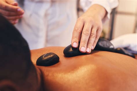 Hot Stones Massage