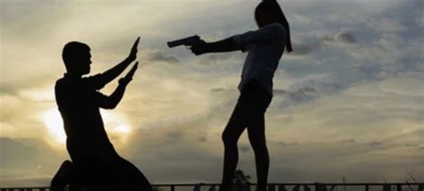 Hot Woman Kill Man