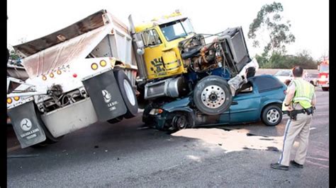 Houston Truck Wreck Lawyer: Fighting for Justice in Truck Accident Cases