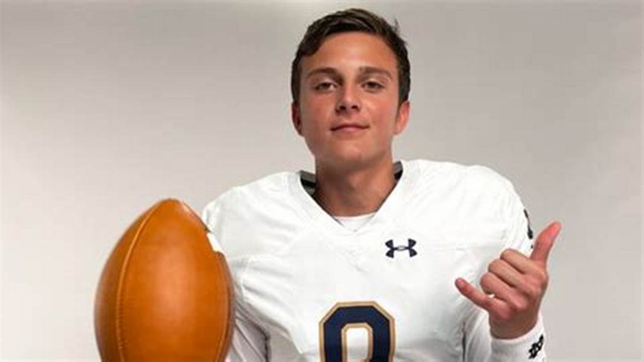 How Old Is The Notre Dame Quarterback 2024