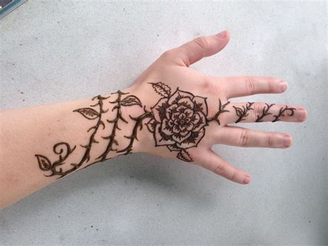 HOW TO DO YOUR OWN HENNA TATTO ART YouTube