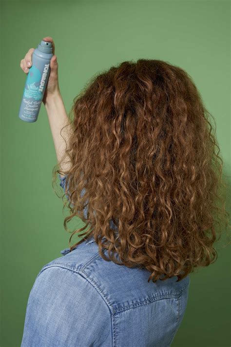 How to Diffuse Hair Without a Diffuser?