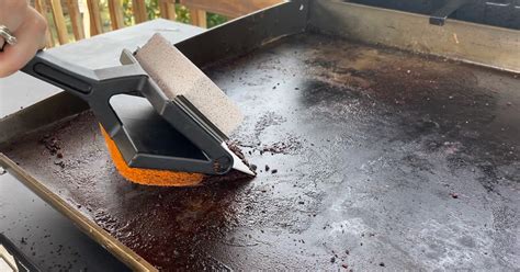 How to Deep Clean a Blackstone Griddle
