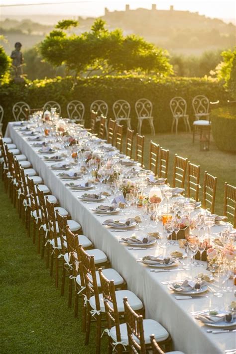 Dancing the Night Away: Discovering the Ideal Duration of Your Unforgettable Wedding Reception