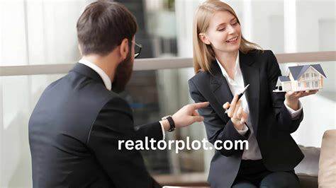 How Many Hours Does A Real Estate Agent Work
