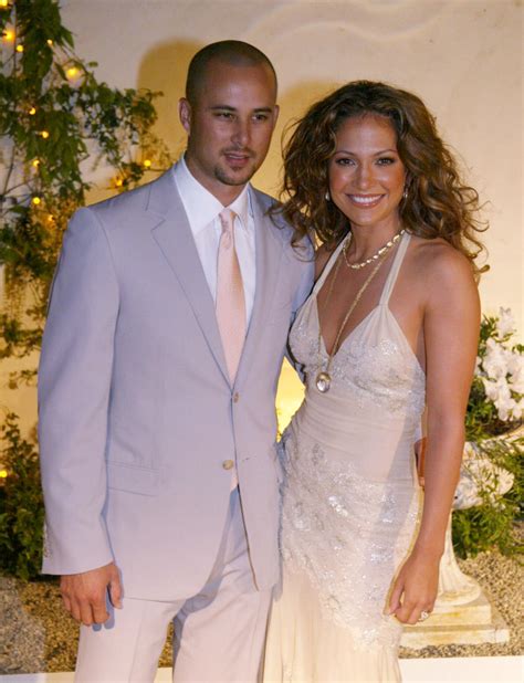 Unraveling the Truth: How Many Times Has Jennifer Lopez Been Married?