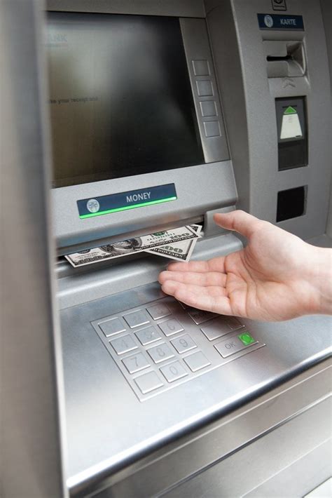 How Much Cash Do Atms Carry