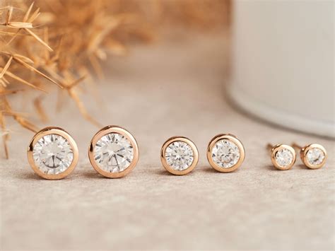 How To Choose Diamond Earrings