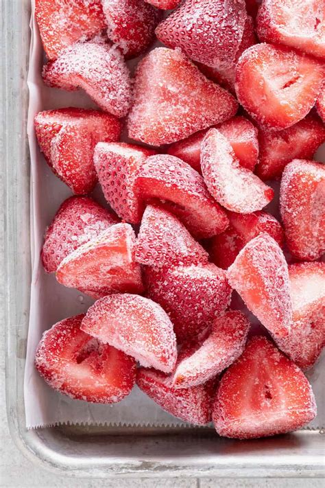How To Freeze Strawberries