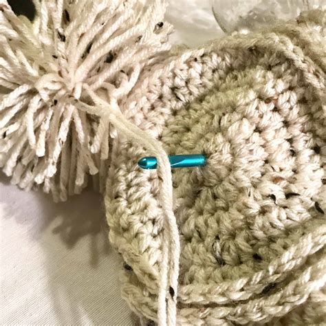 How To Make A Crochet Pom Pom