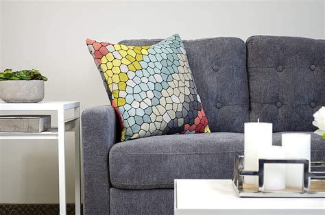 8 Chic Ways To Create Stunning Decorative Cushions For Your Living Room