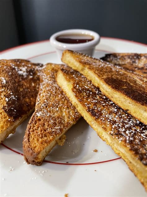 Say Goodbye to Soggy French Toast: Learn How to Make Perfectly Crispy and Delicious French Toast