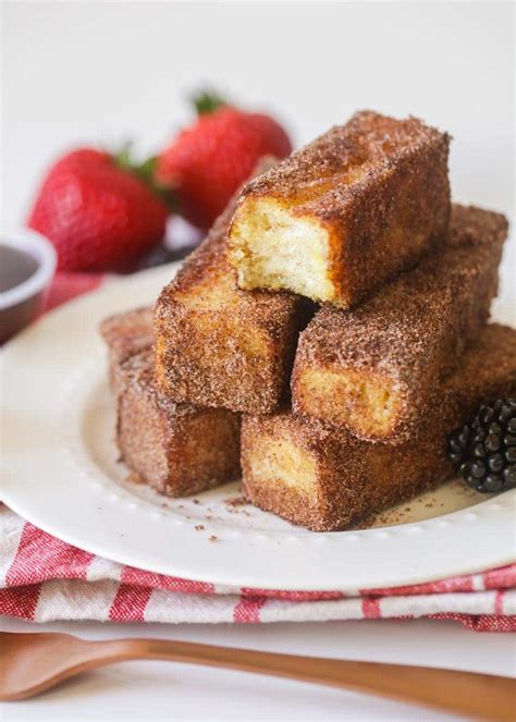 Oven-Baked French Toast Sticks: A Step-by-Step Guide to Making Delicious Breakfast Treats