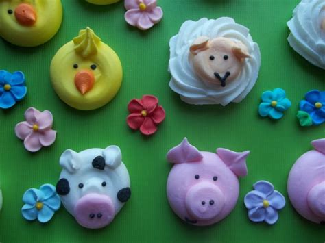 How To Make Icing Farm Animals