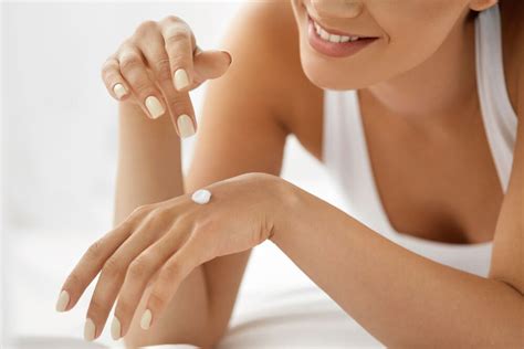 How to Achieve Painless Skincare: Master the Art of Numbing Your Skin!
