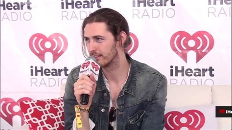 How To Pronounce Hozier