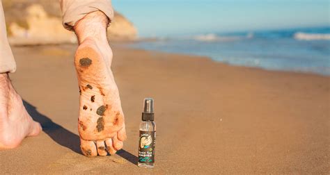 5 Tips for Effortlessly Eliminating Sticky Beach Tar from Your Skin