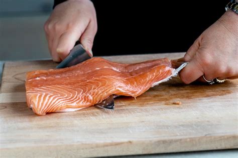 Master the Art of Flawlessly Stripping Skin off Your Salmon Fillet - Expert Guide on How to Do It Like a Pro!