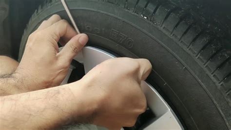 Unleash Your Wheels: Easily Remove Skins with These Top Tricks!