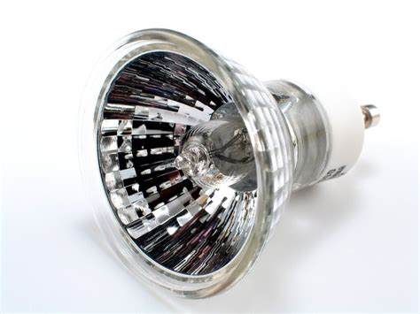 How To Replace A Halogen Light Bulb