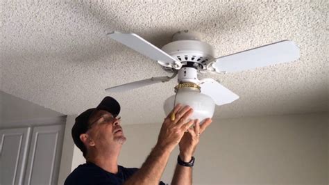 How To Replace A Light Bulb In A Ceiling Fan