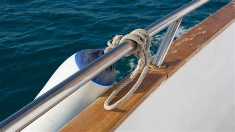 Secure Your Boat: Step-by-Step Guide on How to Tie a Fender Like a Pro