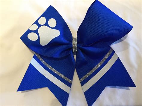 Step-by-Step Guide on How to Tie a Cheer Bow Like a Pro: Tips and Tricks