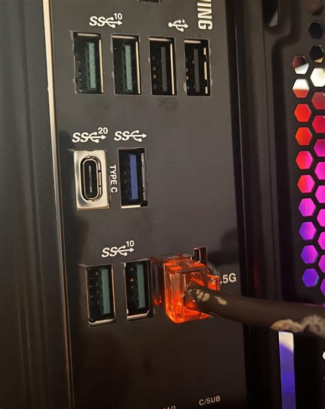 How To plug in This chouse On PC