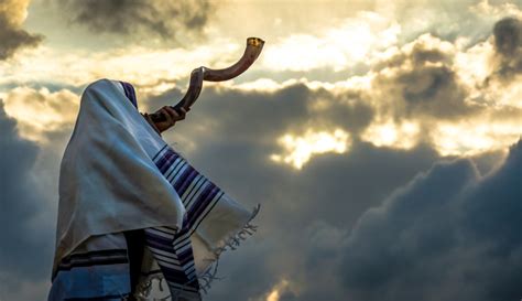 Observing Yom Kippur: The Holiest Day of the Year for Jews.