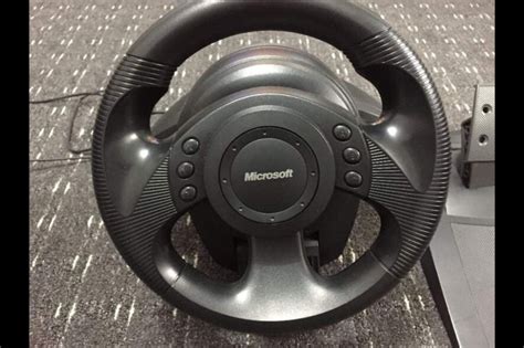 How can I use Microsoft Precision Racing Wheel in Windows 10